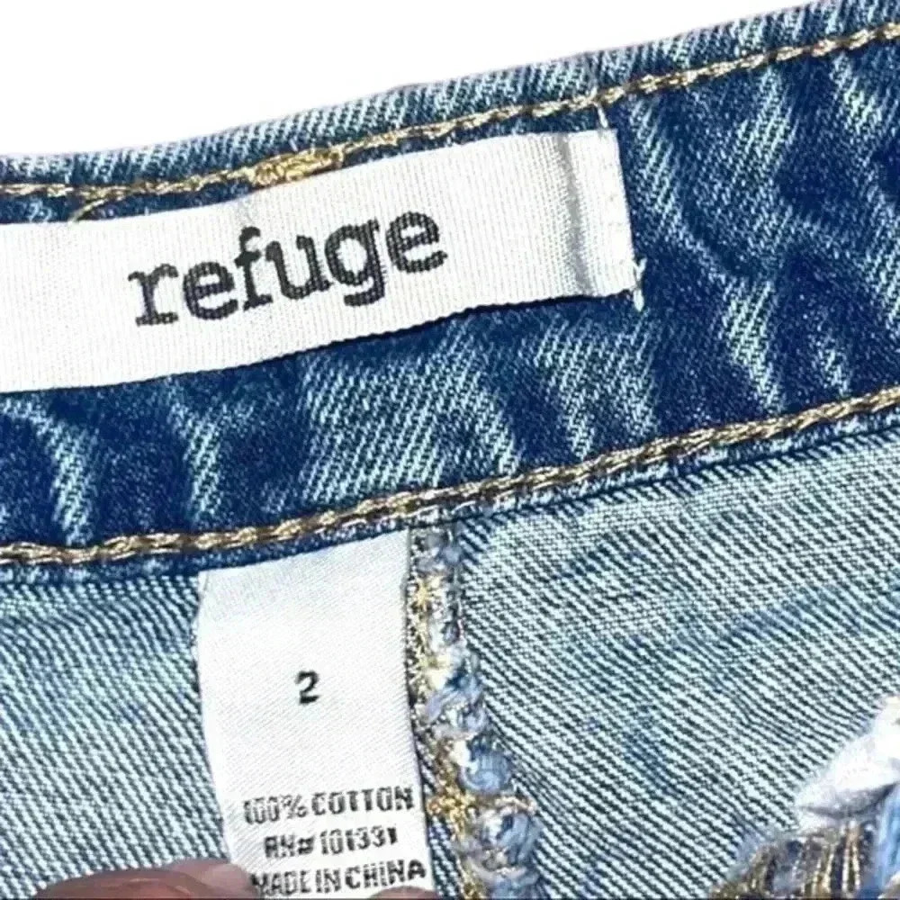 Refuge Booty Shorts - Picture 4 of 5